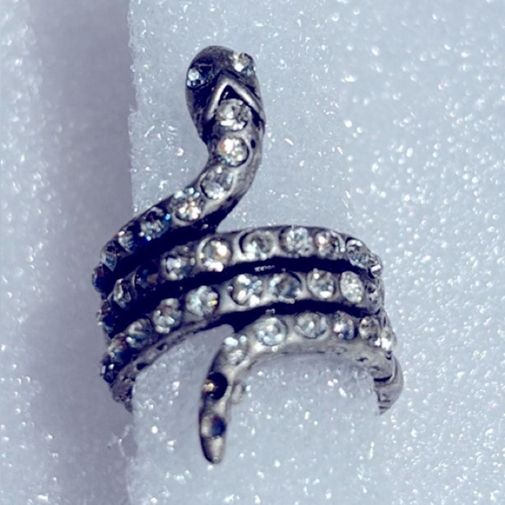 Snake Ring with rhinestones - Picture 2 of 8